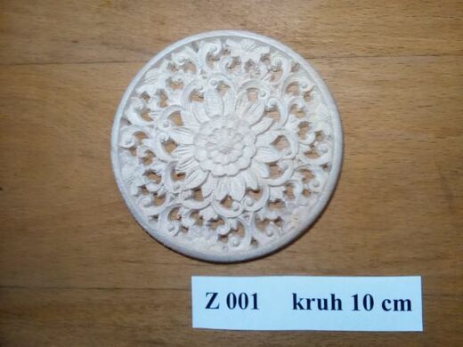 Dřevěný ornament Z 001  10cm